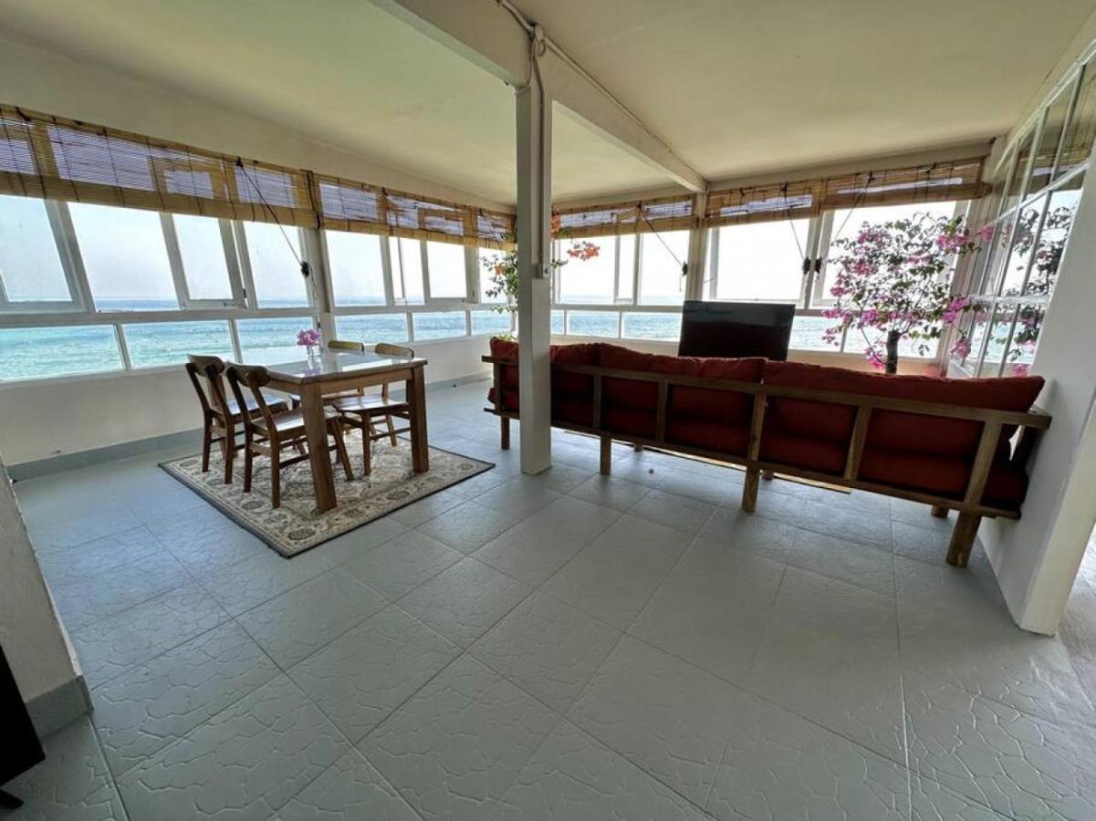 Beach Front Villa , All Mare 2 อูลูวาตู ภายนอก รูปภาพ
